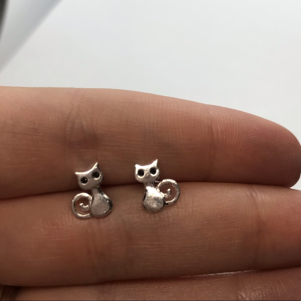 Sterling Silver 925 Cat Stud Earrings - Picture 2 of 3